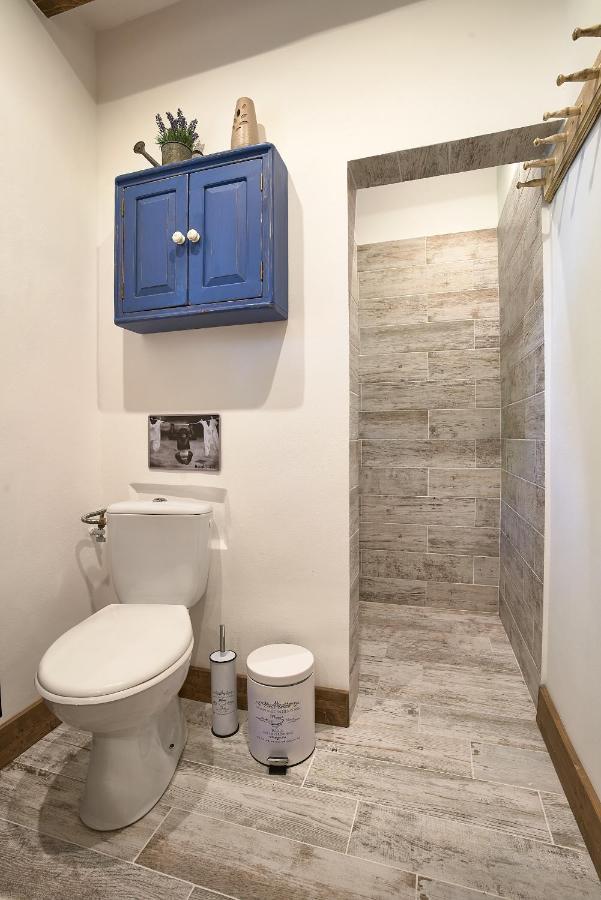 Walnut Tree Cottage Săcele Екстериор снимка